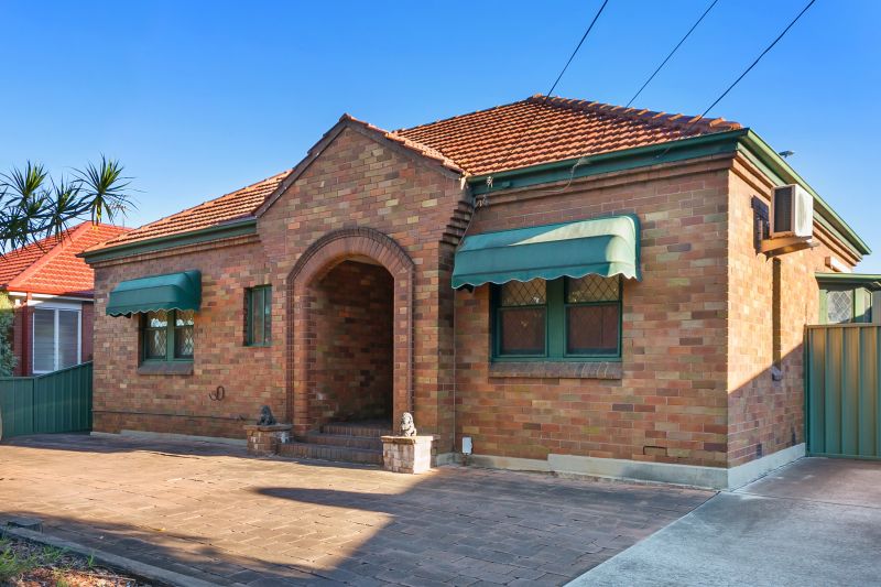 22 Loch Maree Parade, Concord West