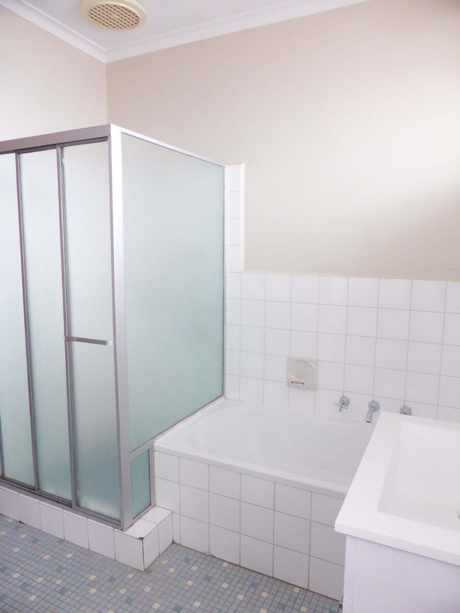 Renovated Two Bedroom Unit in Great Location