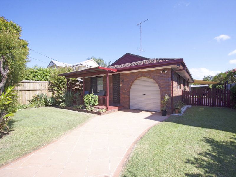16 Korina Avenue KIRRA QLD, Kirra - Thumbnail 2