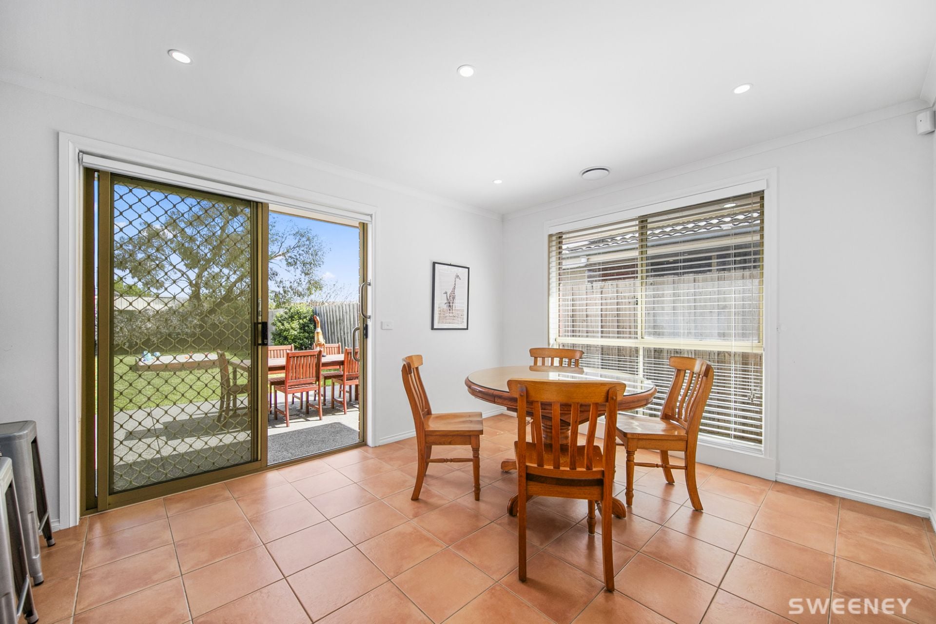 16 Kitson Court, Altona Meadows - Thumbnail 8