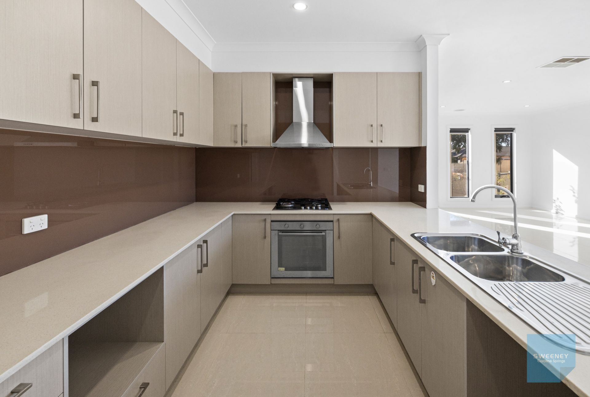 10 Ken James Place, Burnside Heights - Thumbnail 4