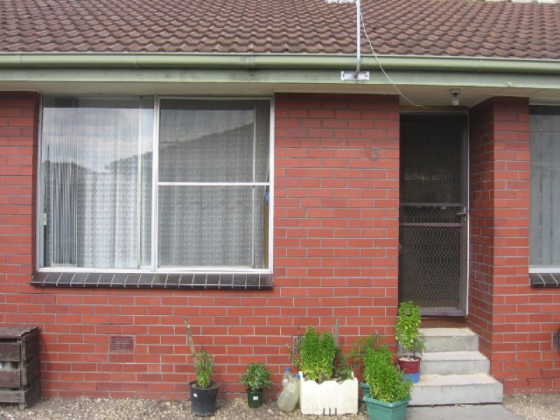 3/2 Clarke Street, Thomastown