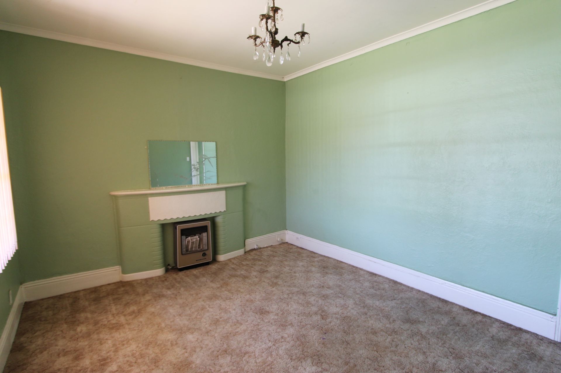 LOCATED FOR AN EASY LIFESTYLE ***APPROVED APPLICATION PENDING***