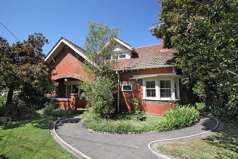 77 Neerim Road, Glen Huntly - Thumbnail 2