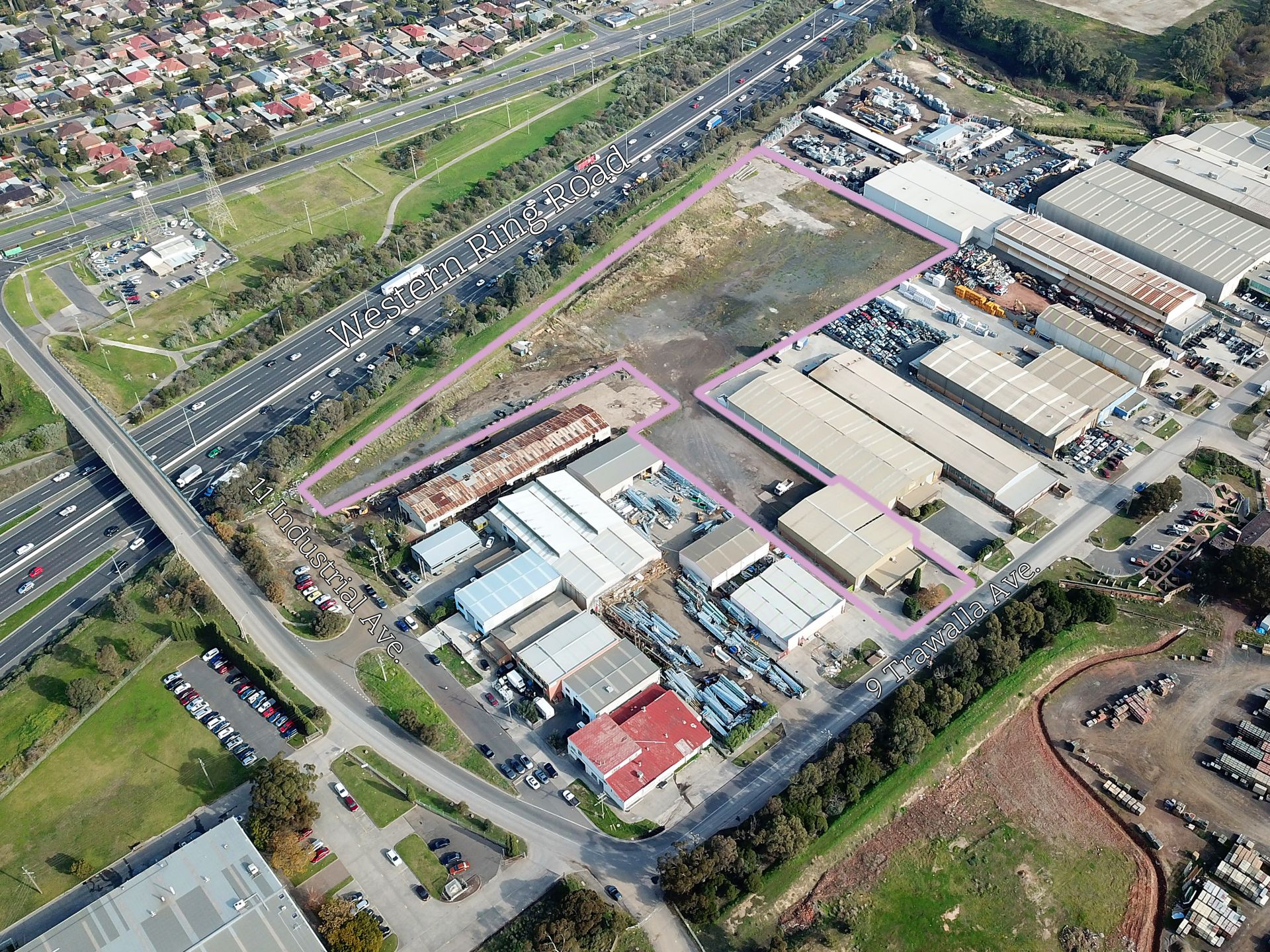 HUGE 23,000 SQM SITE 
OCCUPY OR DEVELOP