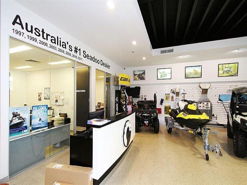 Outstanding Building in an Stand-Out Location