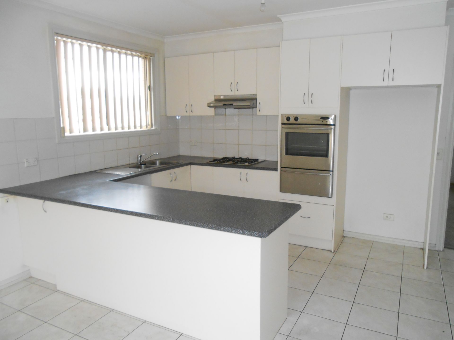 UNBEATABLE LOCATION..!    *Insp  Wed 1st Apr @ 4:20pm*