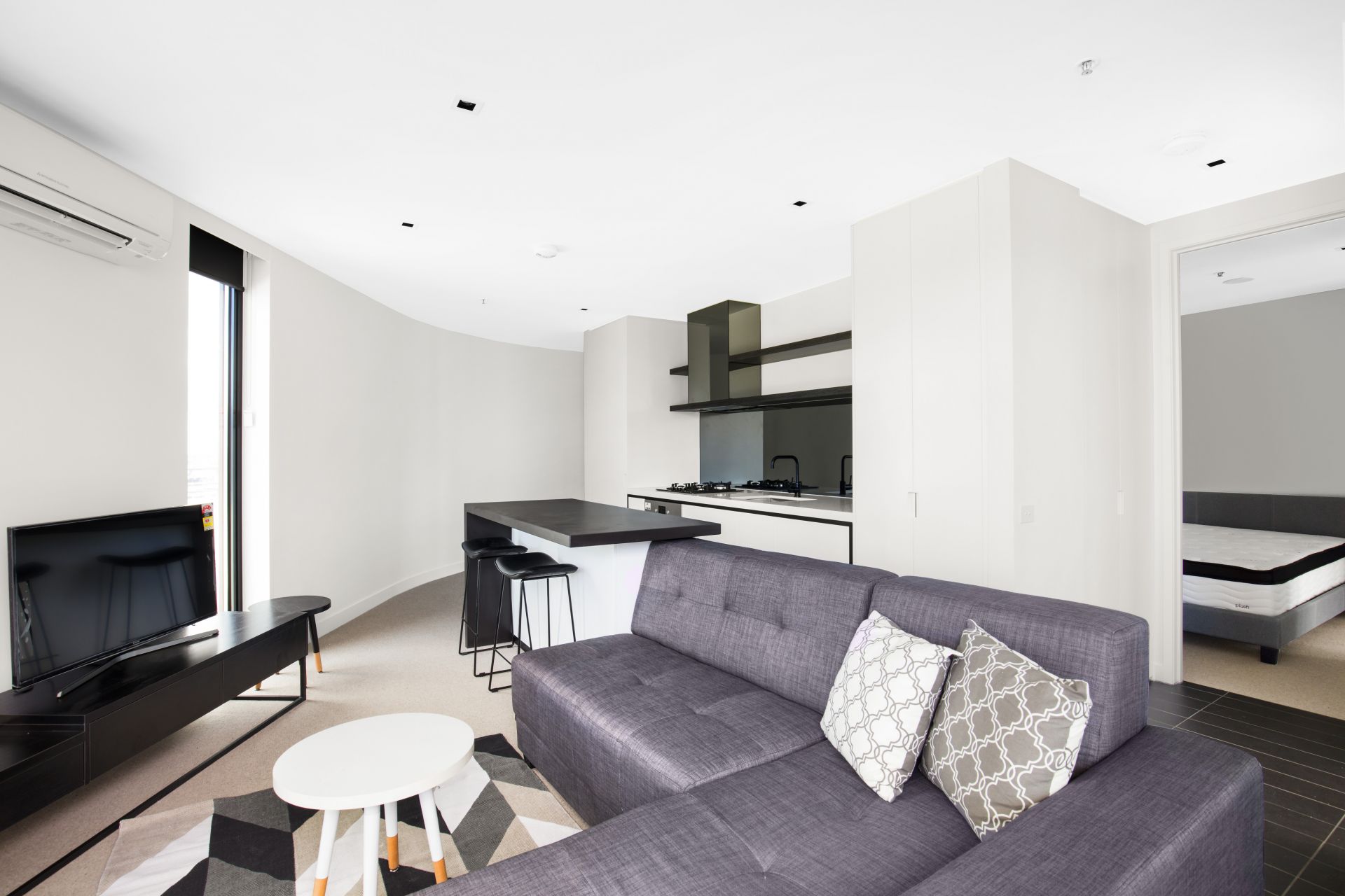 1705/675 La Trobe Street, Docklands - Thumbnail 3