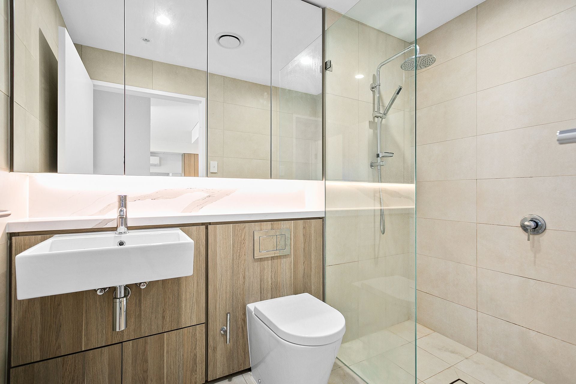 209/35 Flora Street Kirrawee NSW, Kirrawee - Thumbnail 4