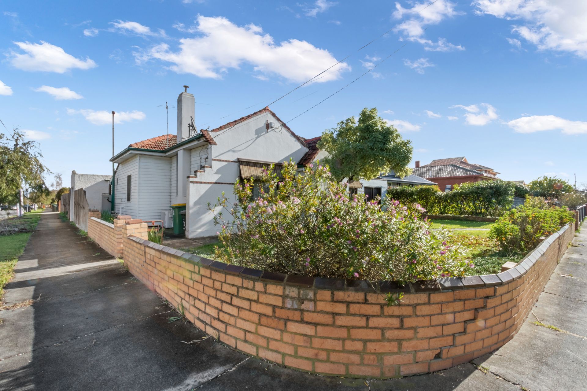 Charming 3 Bedroom Home!