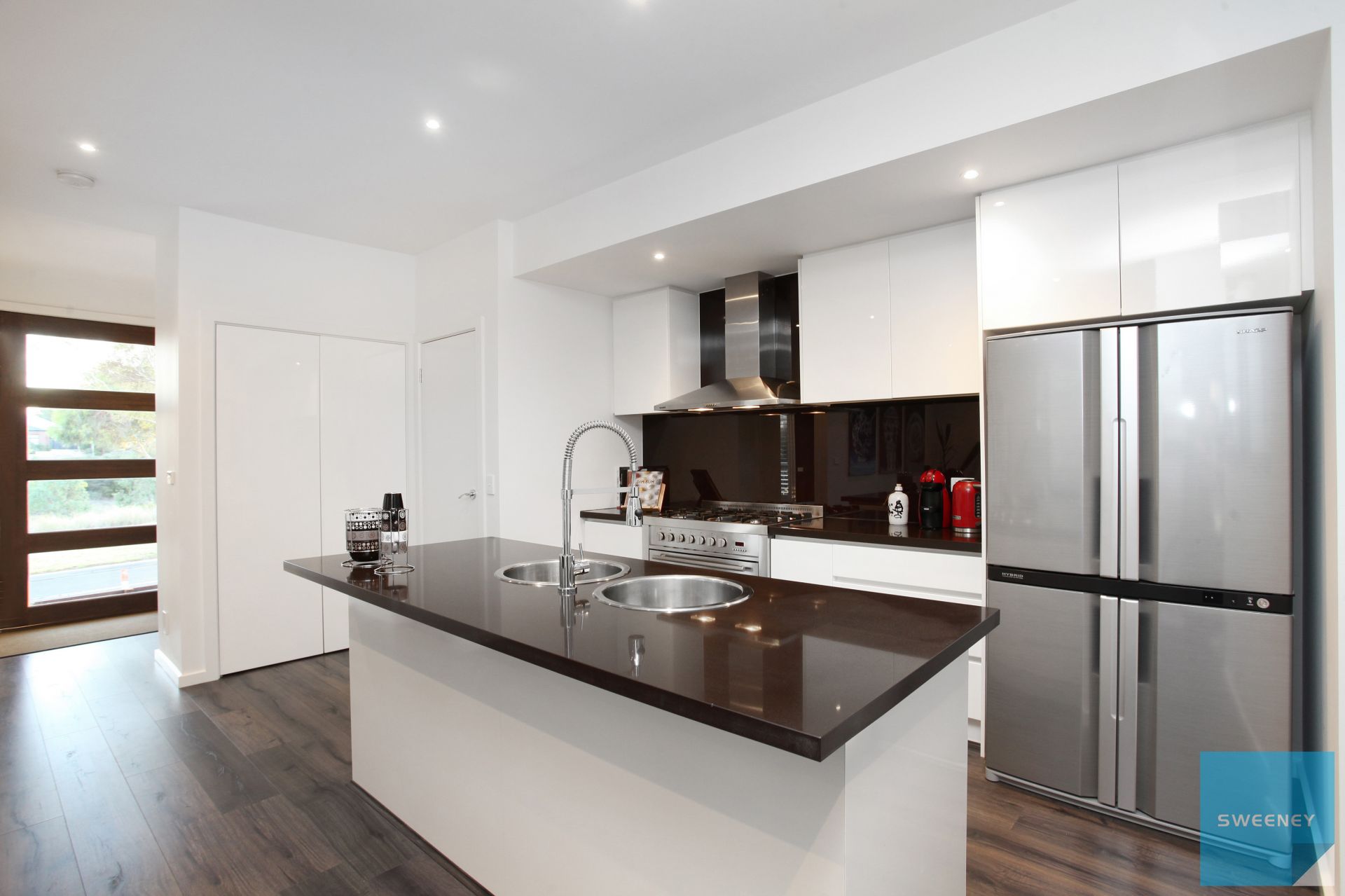 2 Jolimont Street, Caroline Springs - Thumbnail 5