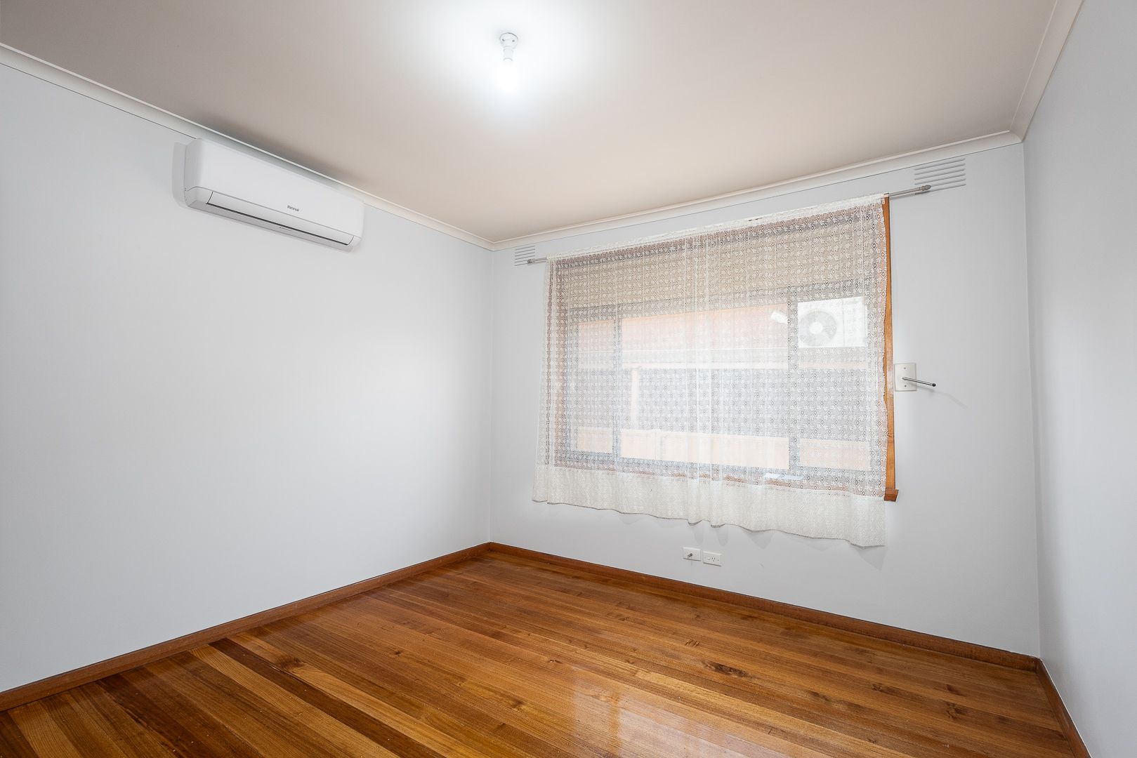 Spacious 3-Bedroom Family Home!