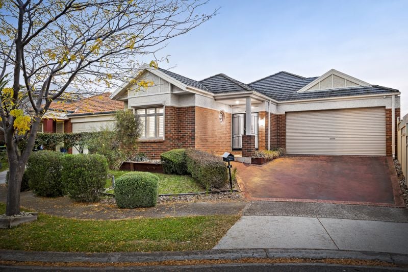 5 Lightwood Green, Caroline Springs - Thumbnail 2