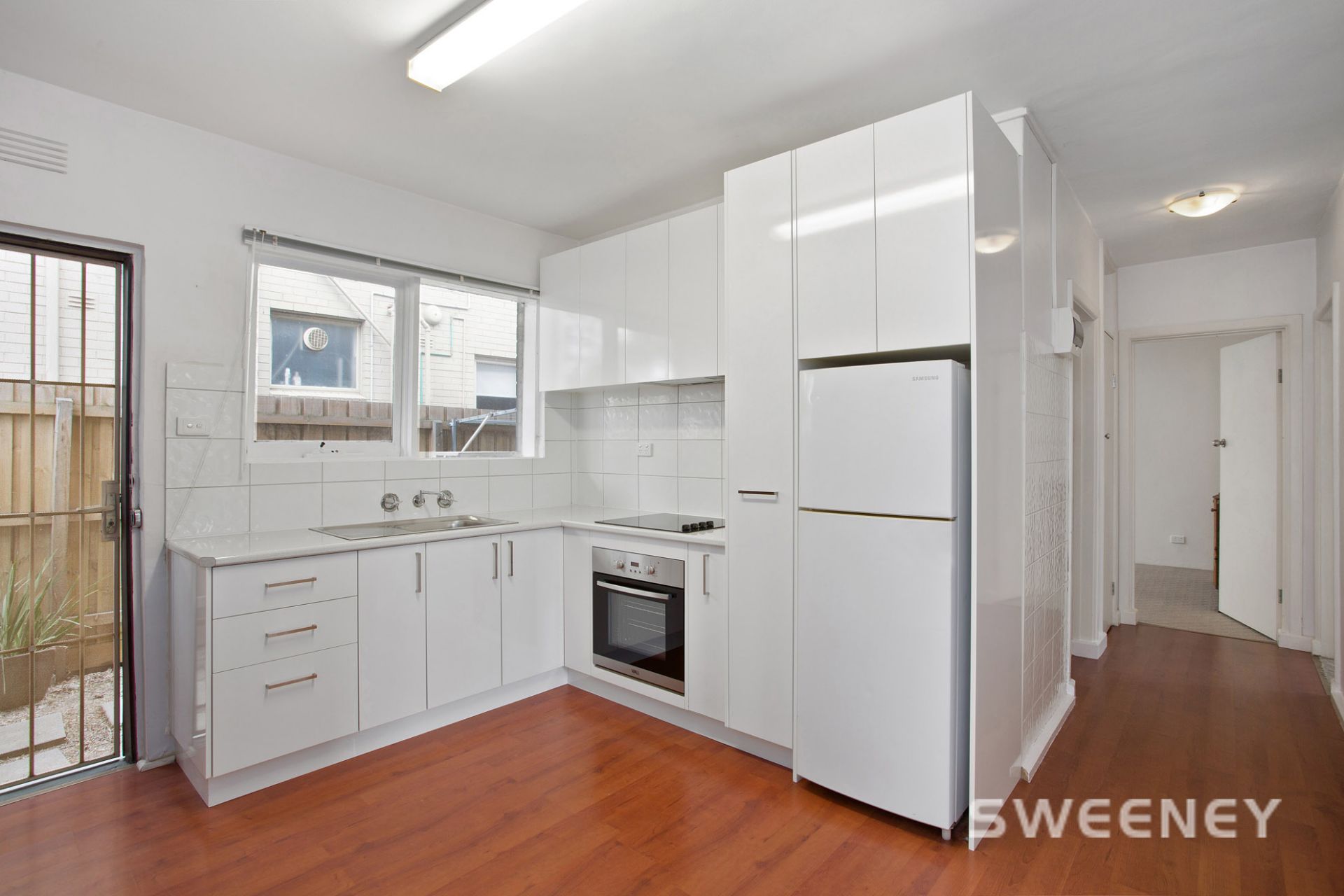 1/418 Blackshaws Road, Altona North - Thumbnail 3