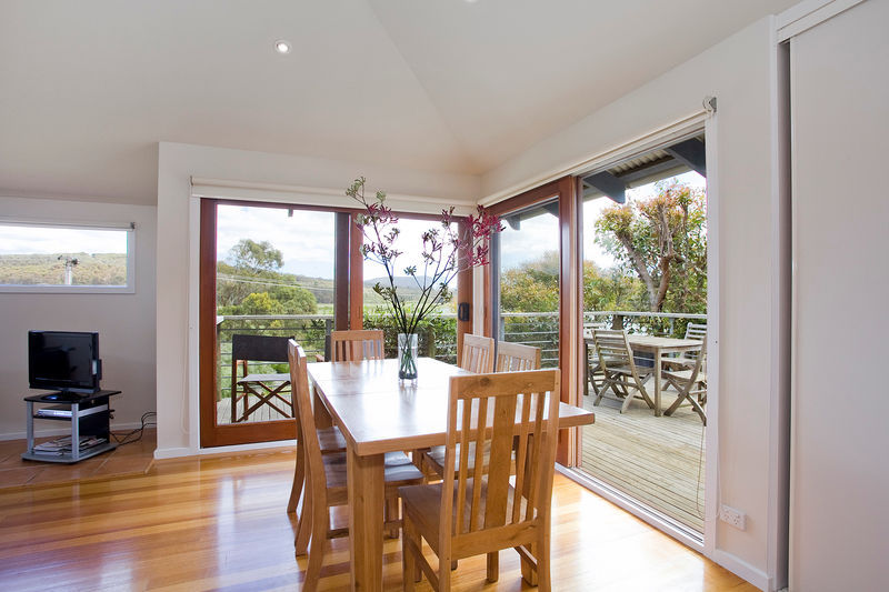 2/28-30 Bambra Road, Aireys Inlet, VIC, Aireys Inlet - Thumbnail 4