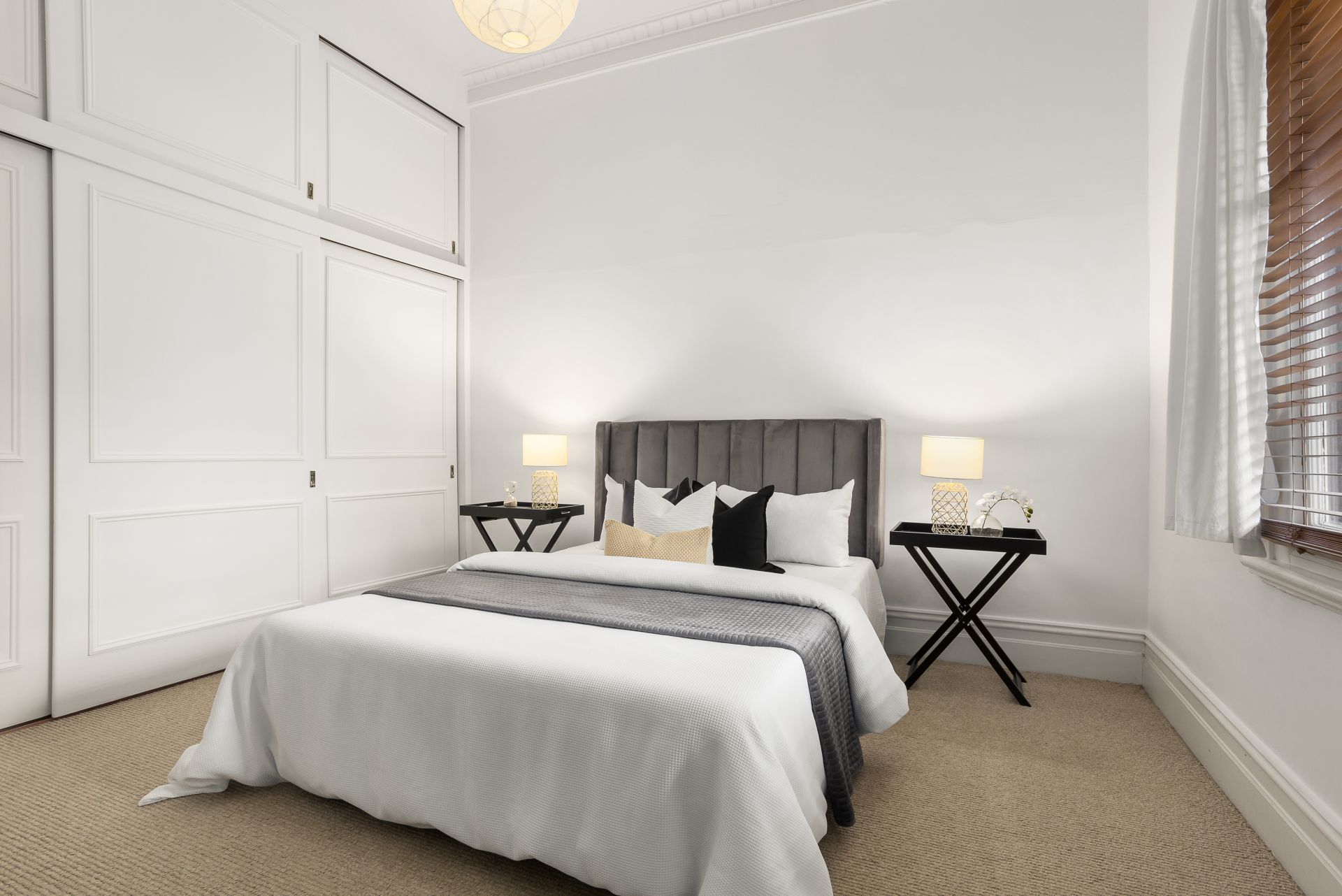 Victorian Flaunts Enchanting Features