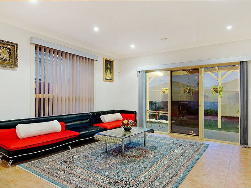 18 Hyde Court, Altona Meadows - Thumbnail 8