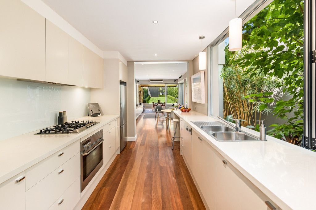 Elegant Renovated Terrace Home