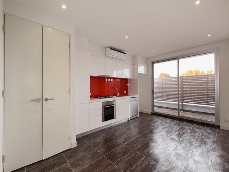 204/490 Dandenong Road, Caulfield North - Thumbnail 3