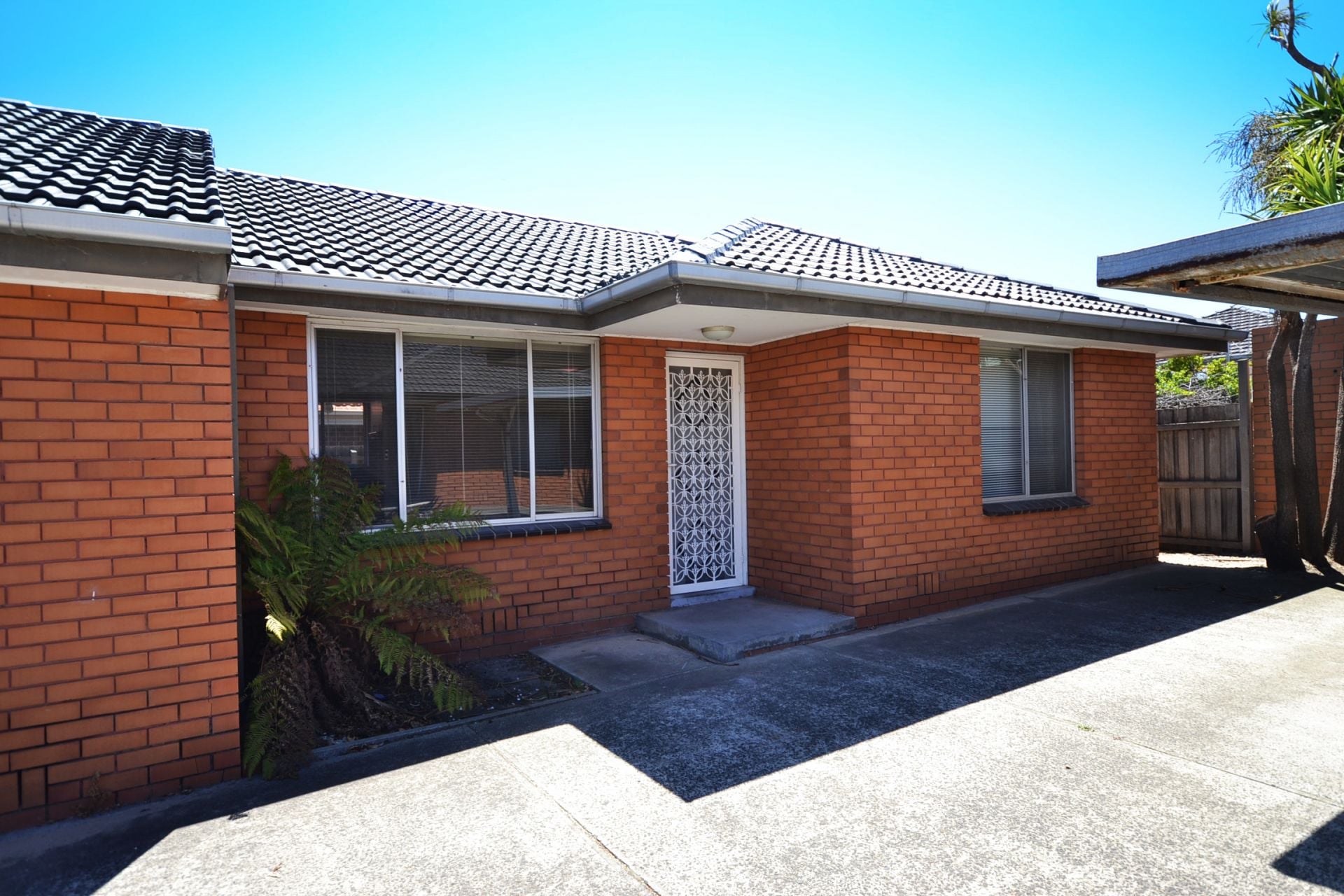 TWO BEDROOM UNIT READY TO GO