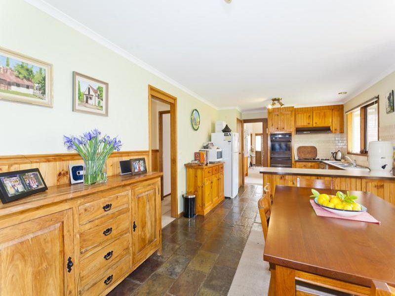 8 Trident Court OCEAN GROVE VIC, Ocean Grove - Thumbnail 4