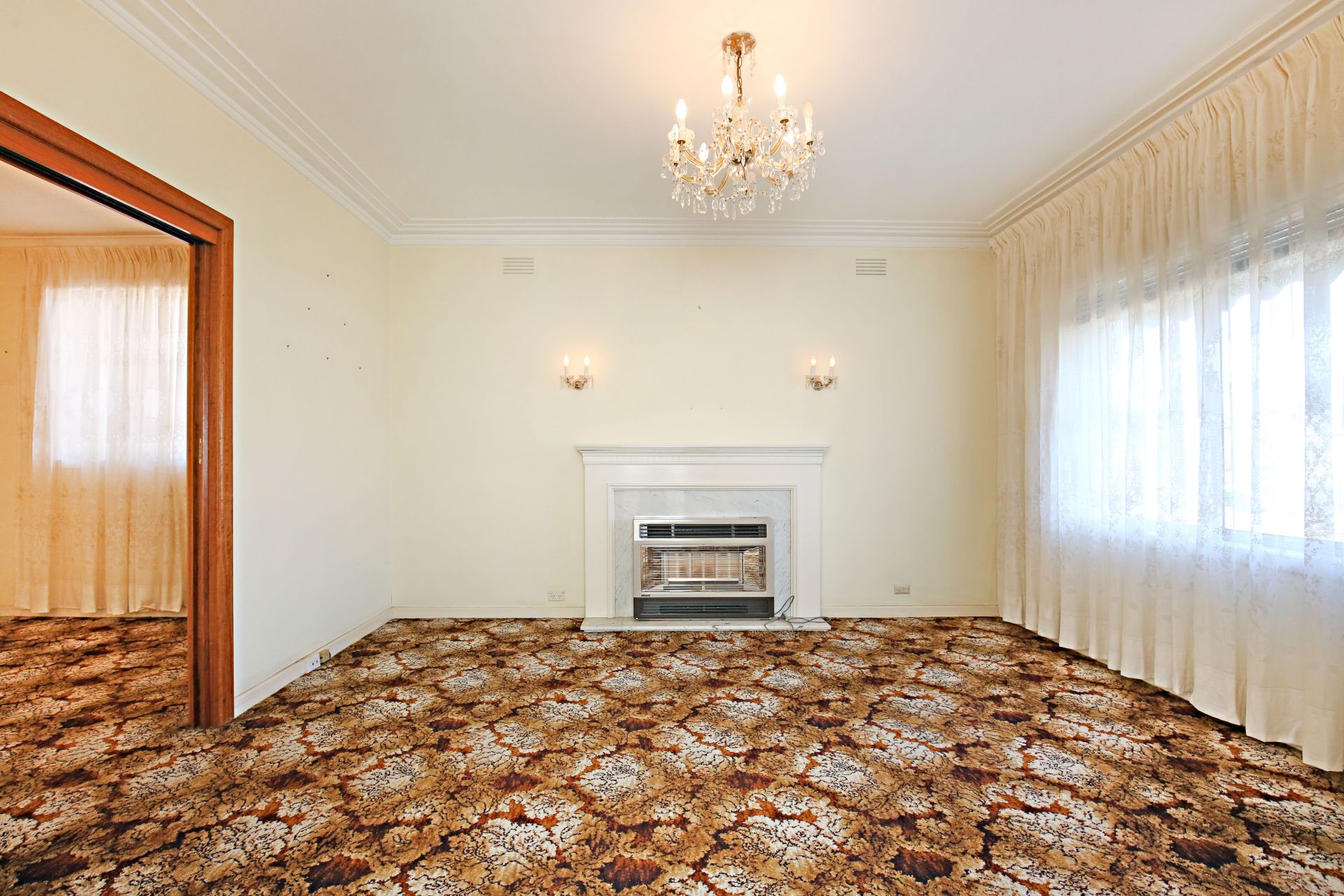 LIGHT, BRIGHT AND SPACIOUS