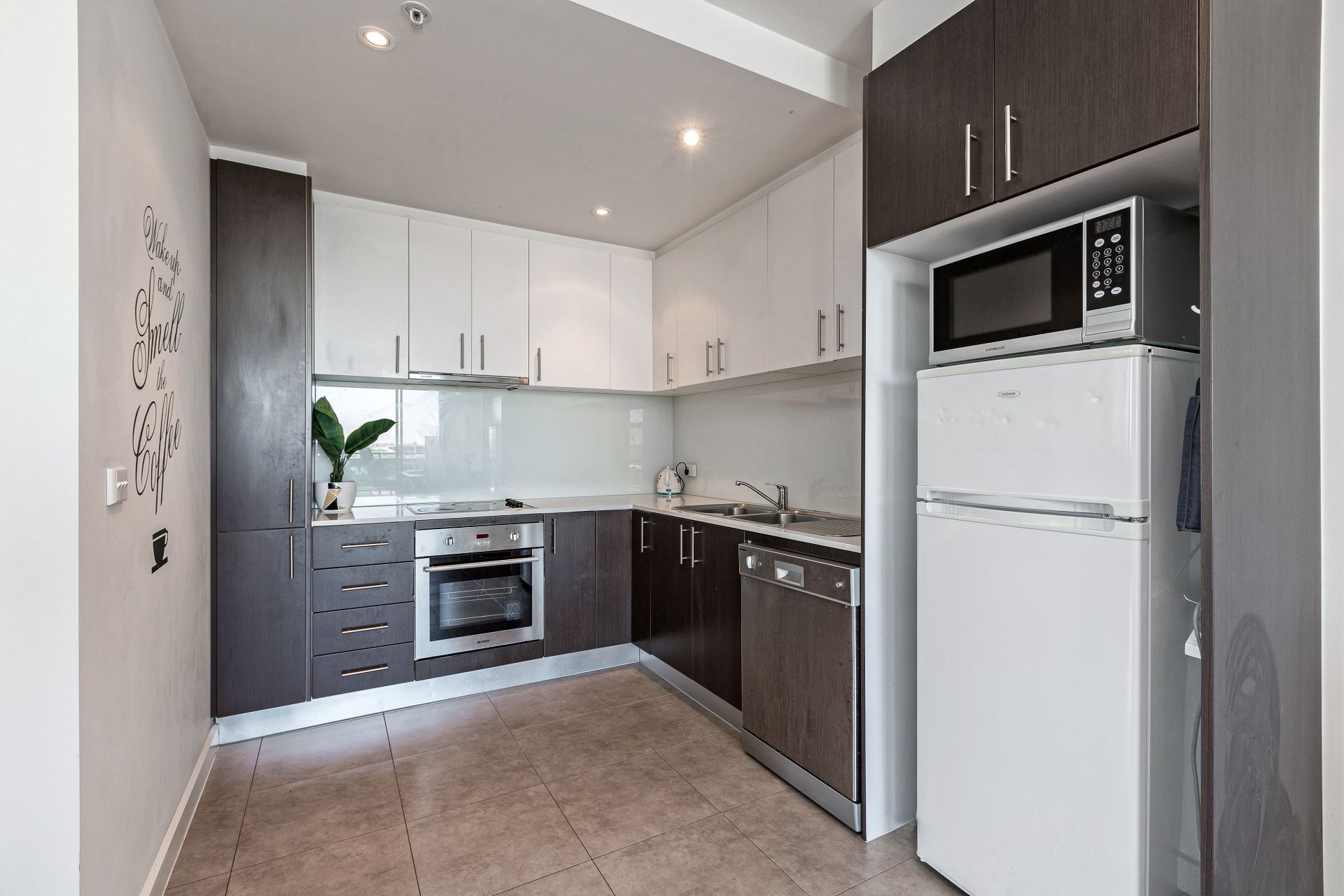 Level 6/604/277-287 Barkly Street, Footscray - Thumbnail 3