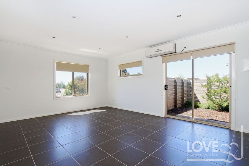 SPACIOUS TOWNHOUSE