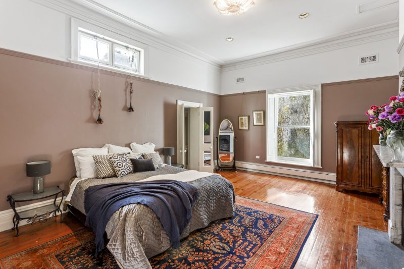 8 Burnett Street, St Kilda