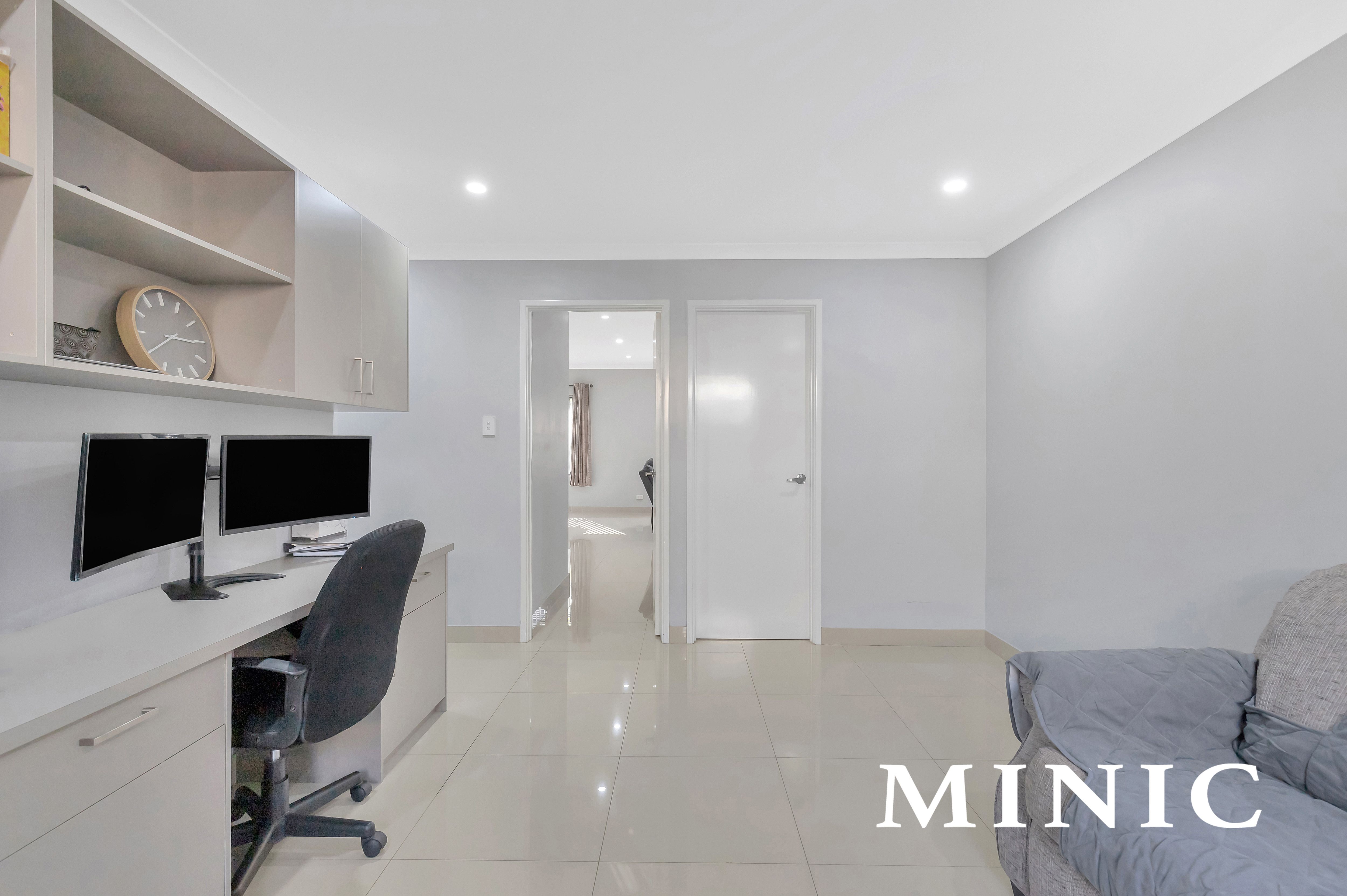 18 Wonnich Street, Byford