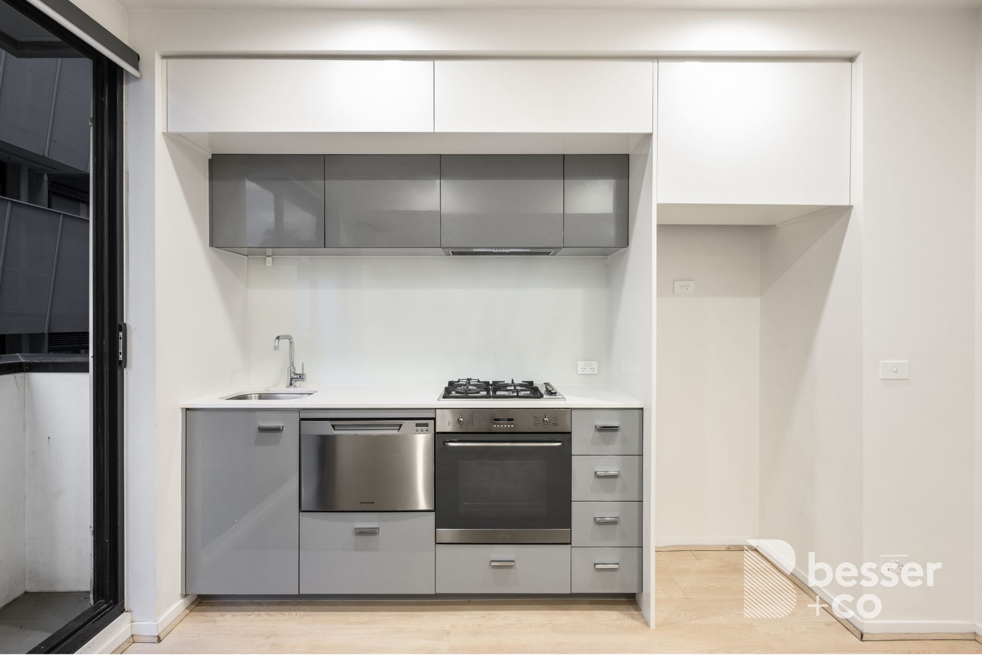 208/2A Clarence Street, Malvern East - Thumbnail 4
