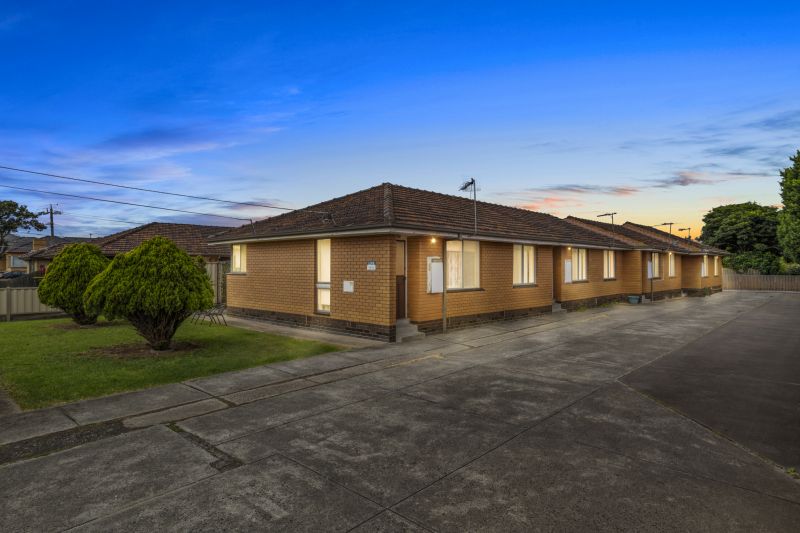 1-4/21 Alexander Avenue, Thomastown