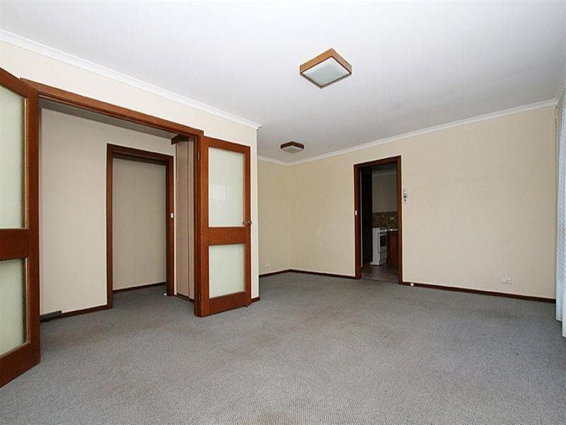 2/55 Pickett Street, Reservoir