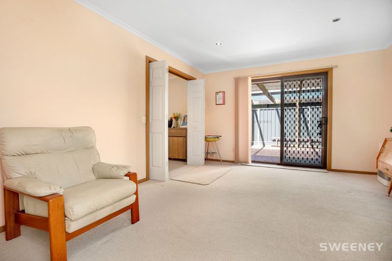 26 Hoddle Way, Altona Meadows - Thumbnail 5
