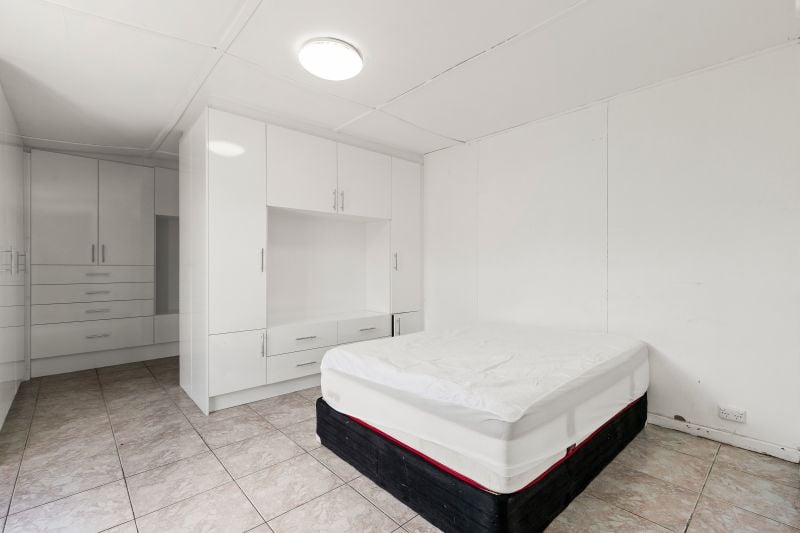 30 Asquith Street, Reservoir