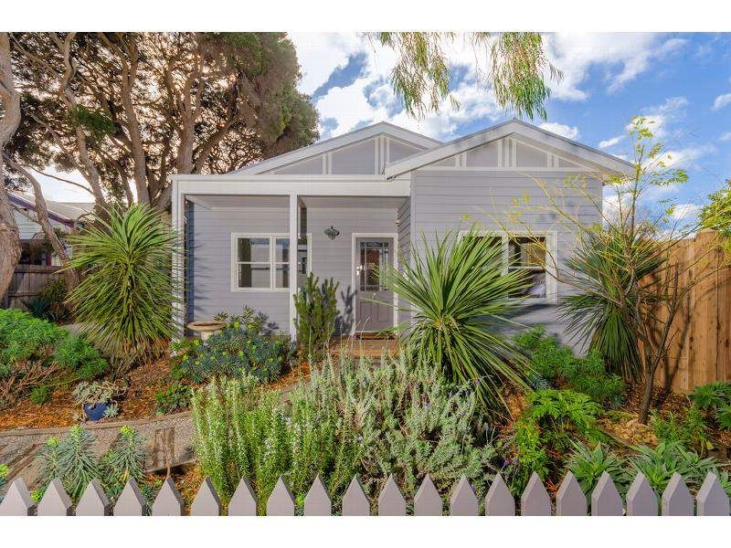 16 Thorn Street BARWON HEADS VIC, Barwon Heads - Thumbnail 4