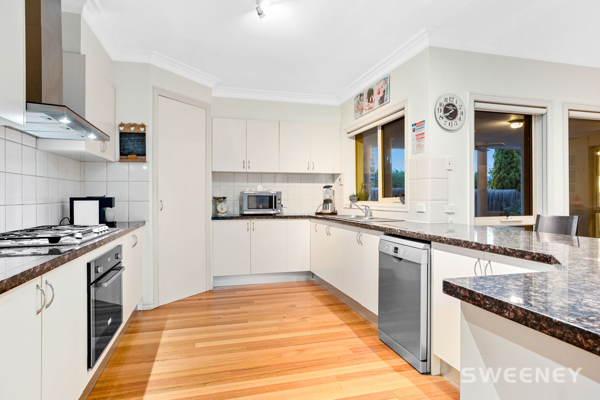 15 Classic Court, Altona Meadows - Thumbnail 3