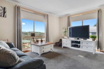 3
 
 
 
  
 
 
 2
 
 
 
  
 
 
 1
 
 
 
 
 
 
 
 6 Tatiana Close, Devonport TAS 7310, Devonport - Thumbnail 4