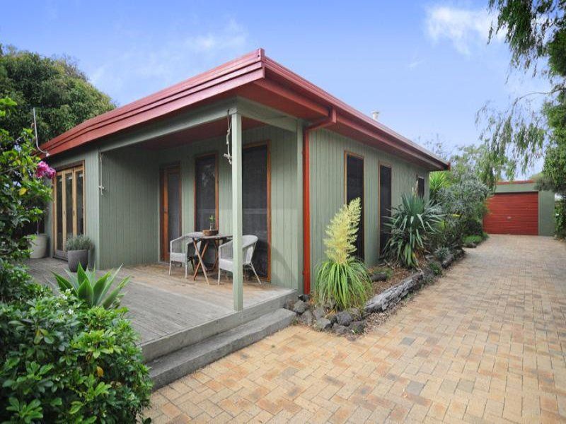 7 Cronulla Court BARWON HEADS VIC, Barwon Heads - Thumbnail 2