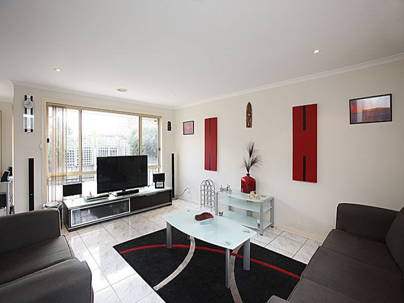 2/23 Tomkin Court, Altona Meadows - Thumbnail 3