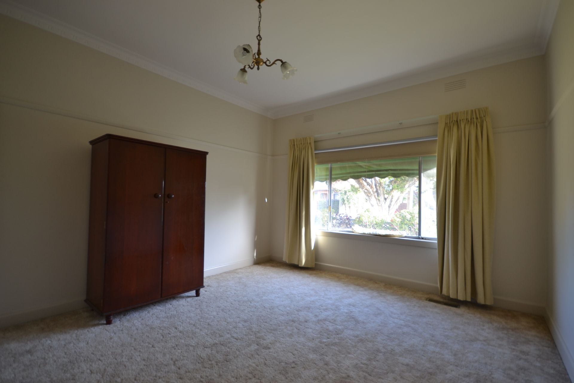 GREAT COSY HOME IN FANTASTIC LOCATION