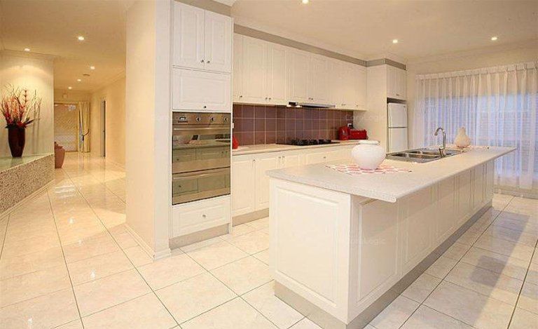 STUNNING FAMILY HOME FOR ALL