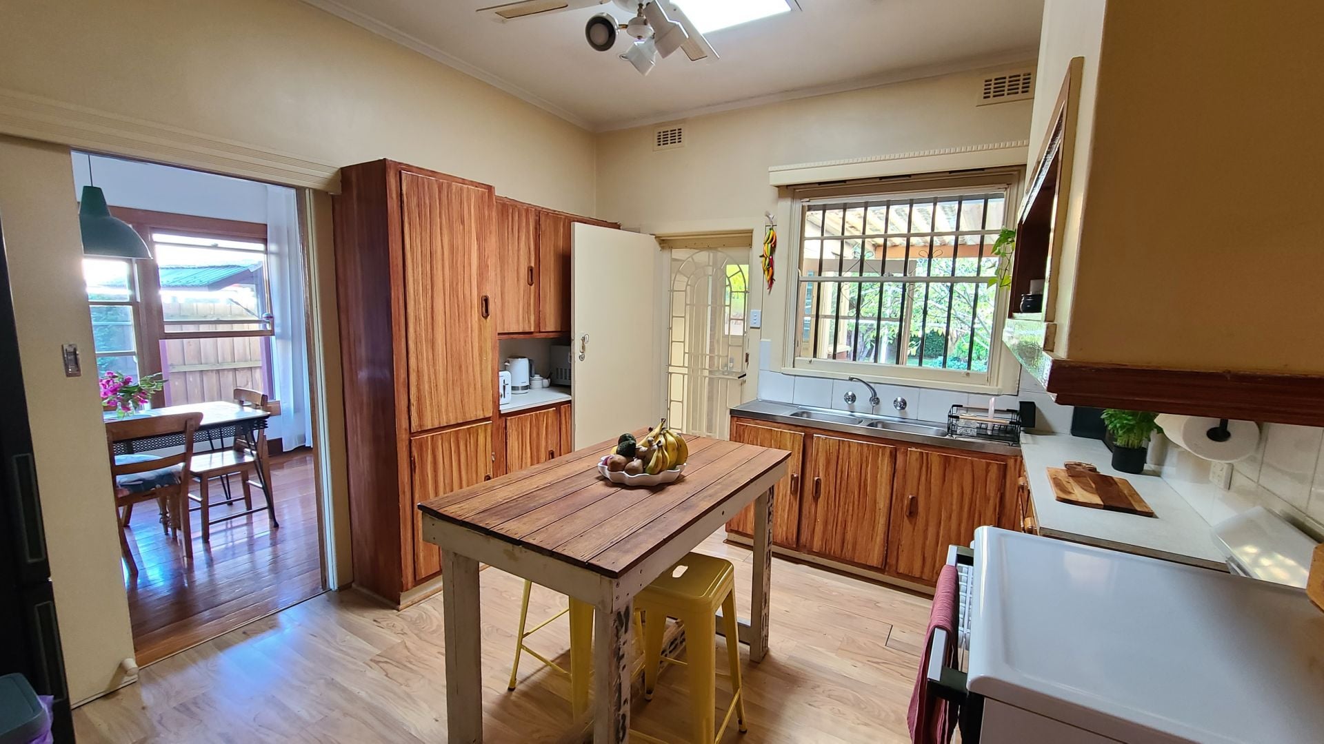 CHARMING TWO BEDROOM DELIGHT!