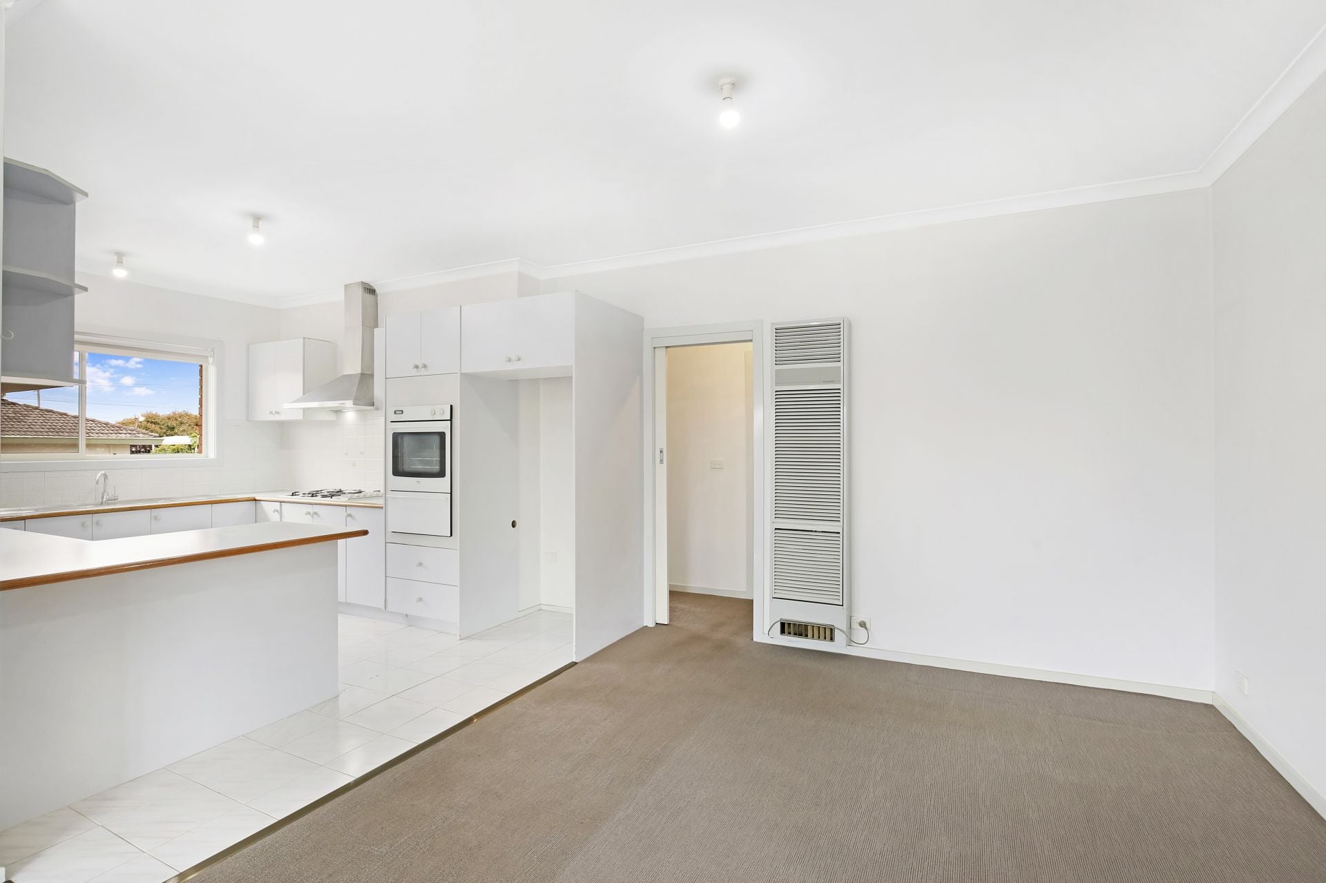 LOVELY FAMILY HOME