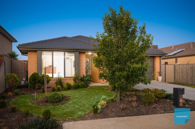 38 Sunningdale Drive, Hillside - Thumbnail 3