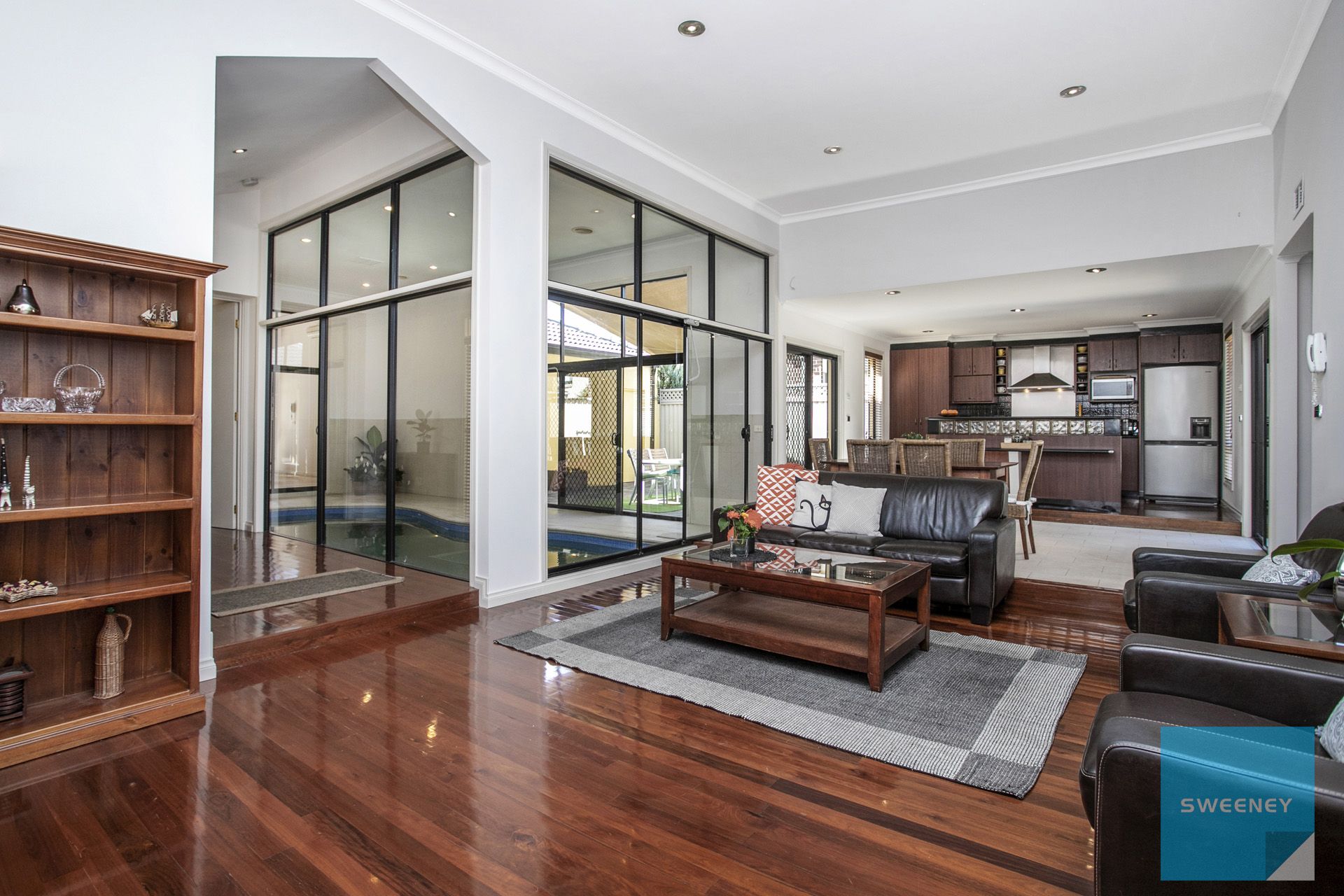 22 Milburn Circuit, Caroline Springs - Thumbnail 5