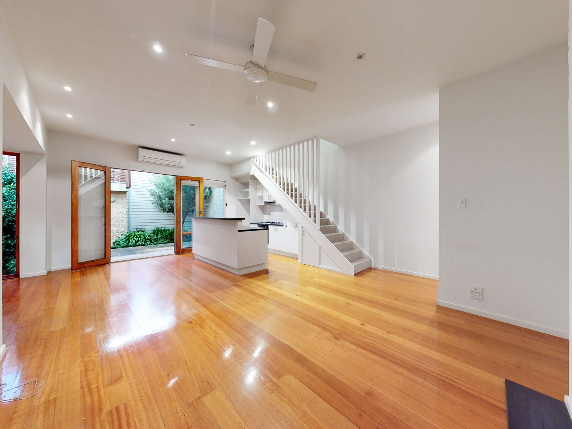 44 Hawksburn Road, South Yarra - Thumbnail 5