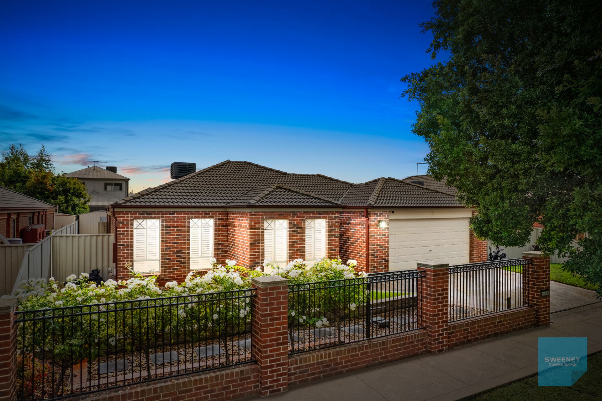 12 Wavertree Avenue, Caroline Springs - Thumbnail 2