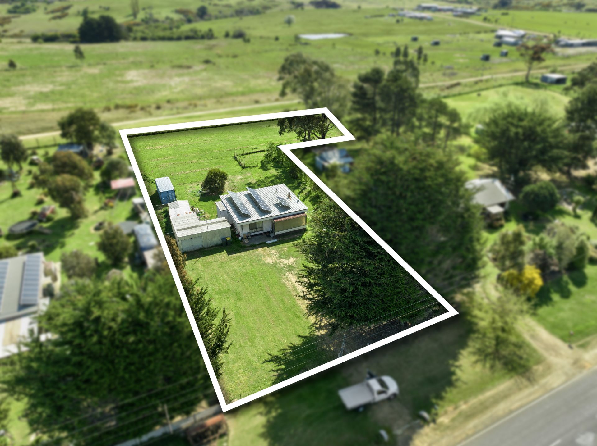 196 Scarsdale-Pitfield  Road, Newtown, Newtown - Thumbnail 3