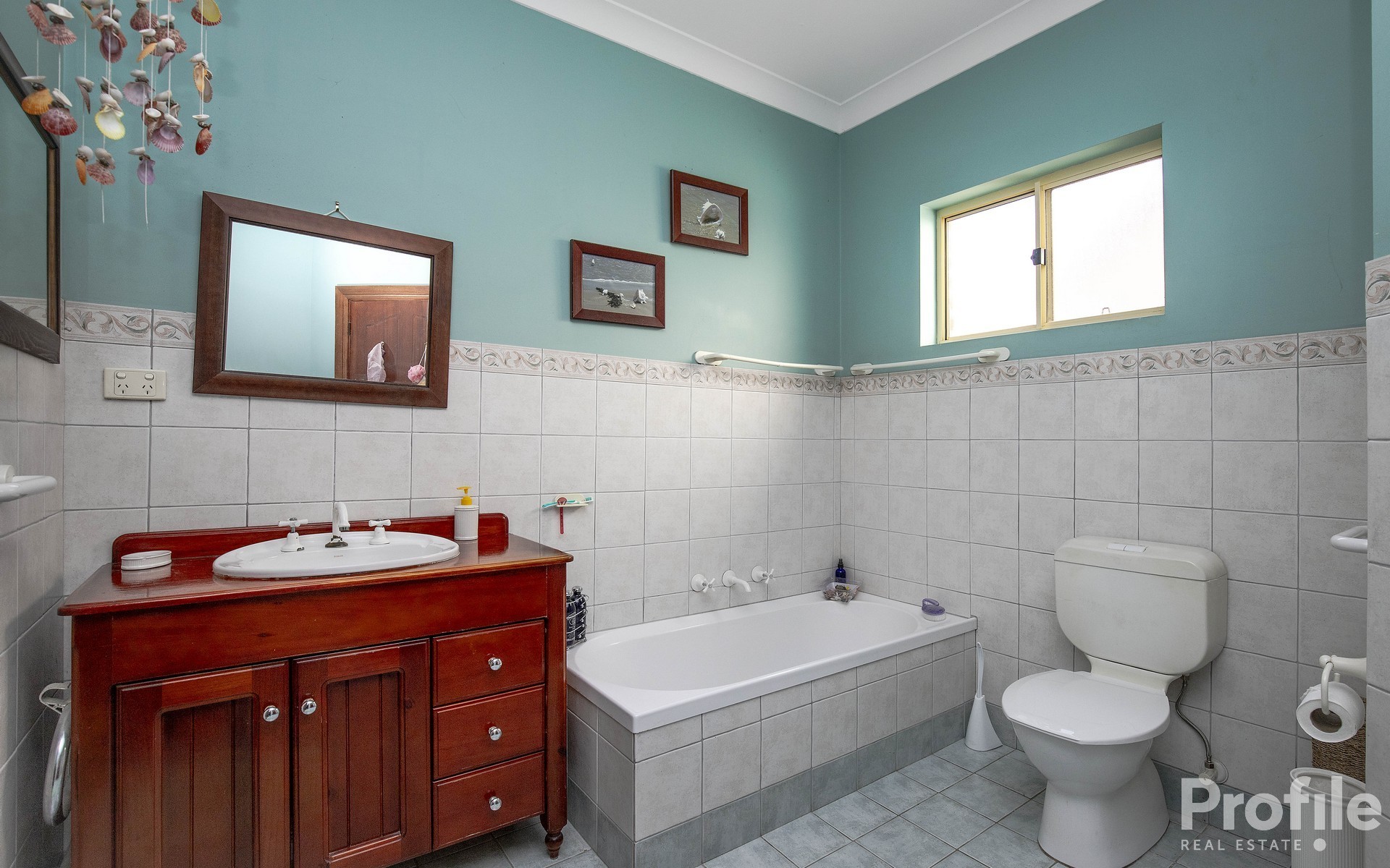 4A Chessington Ave Frewville 5063